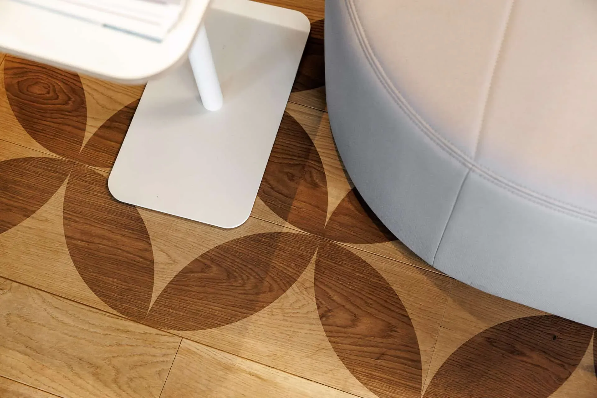 Mafi Showroom - parchet herringbone