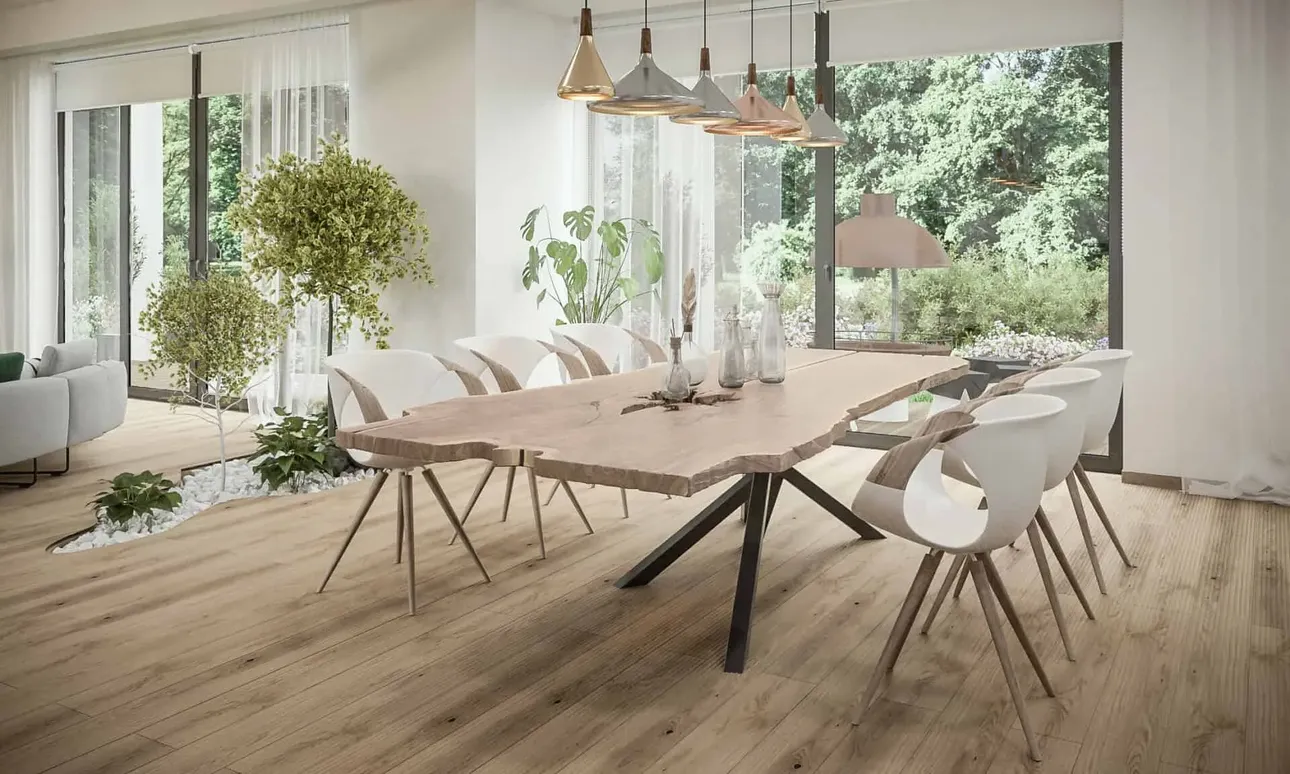 Vila Cluj - wooden dining table